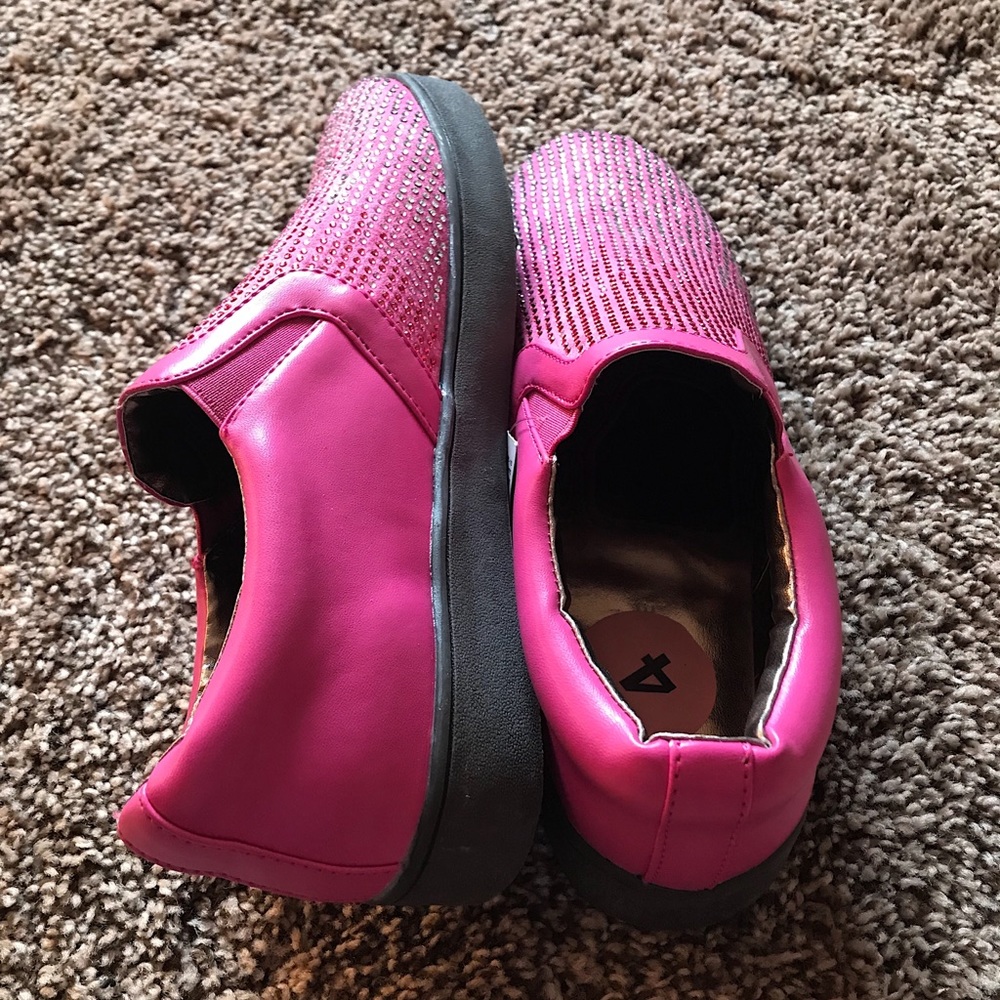 Pink/Fuchsia glittery kids shoes